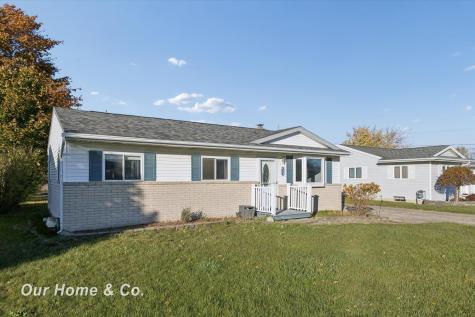425 Cedar Street Bad Axe City MI 48413