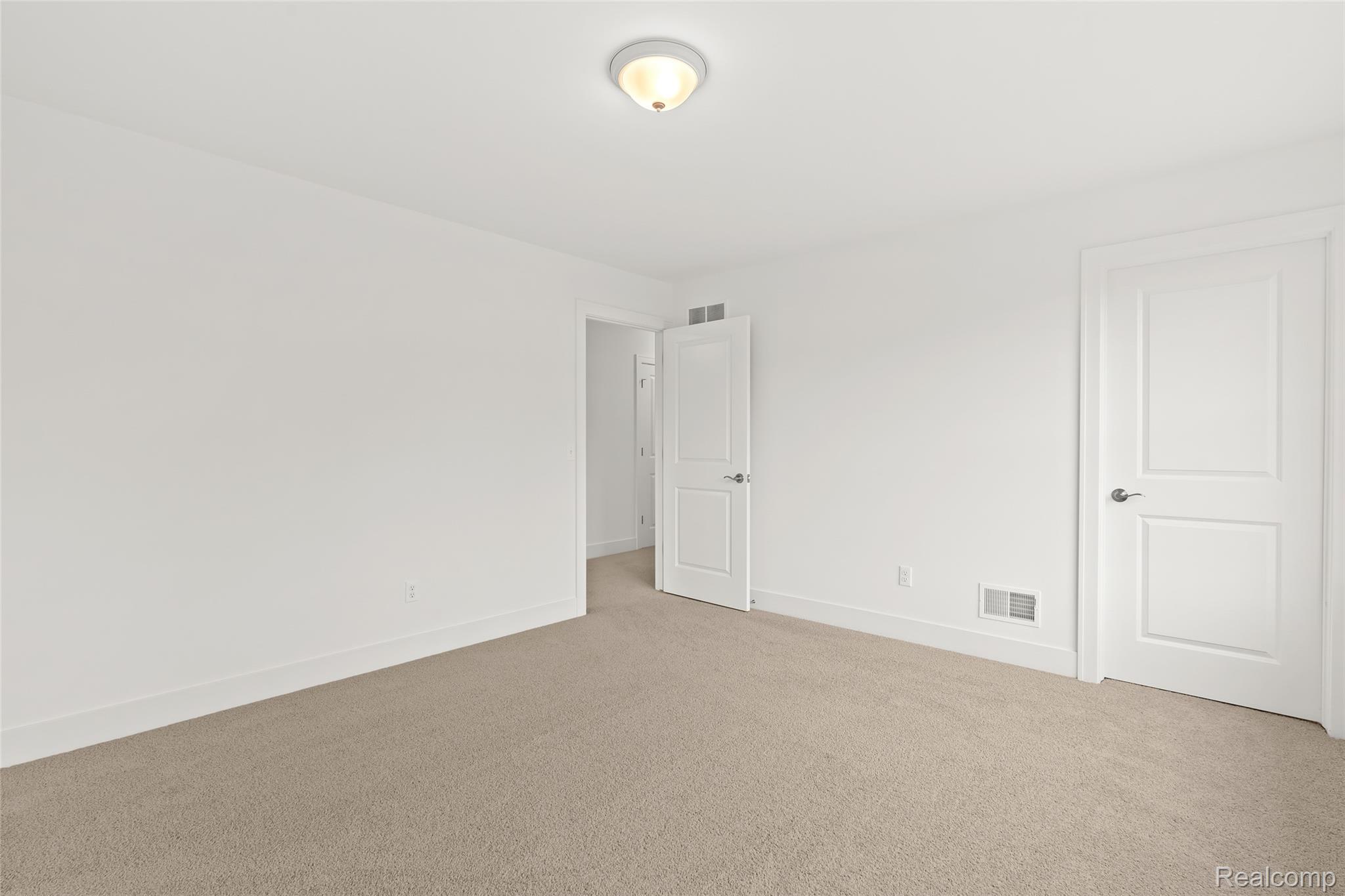 1487 St James Boulevard Pittsfield Charter Township MI 48108