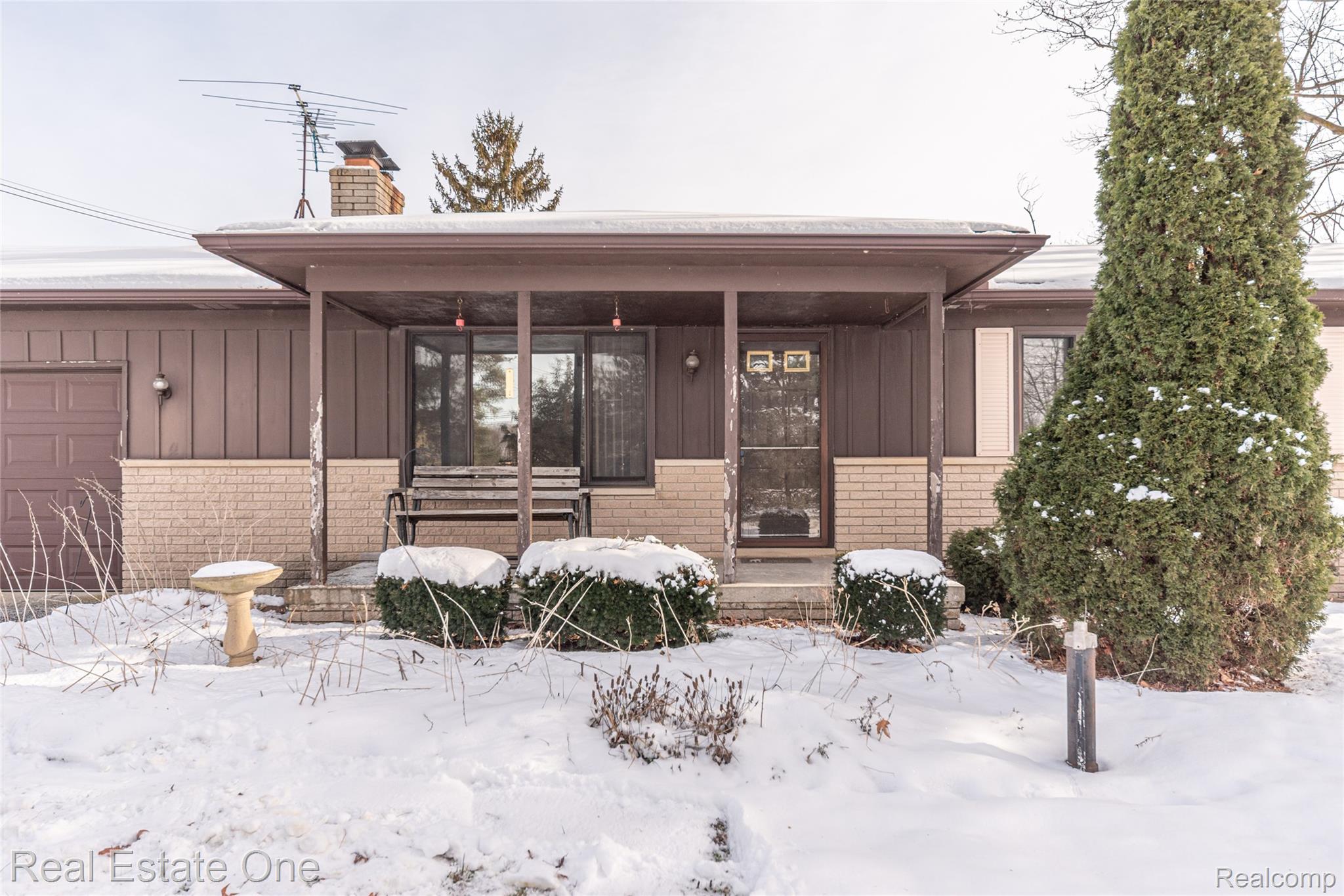 22700 Griswold Road Lyon Charter Township MI 48178