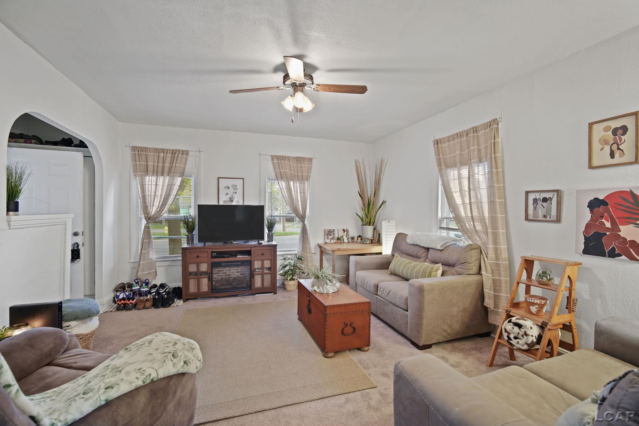 834 Toledo Street Adrian City MI 49221