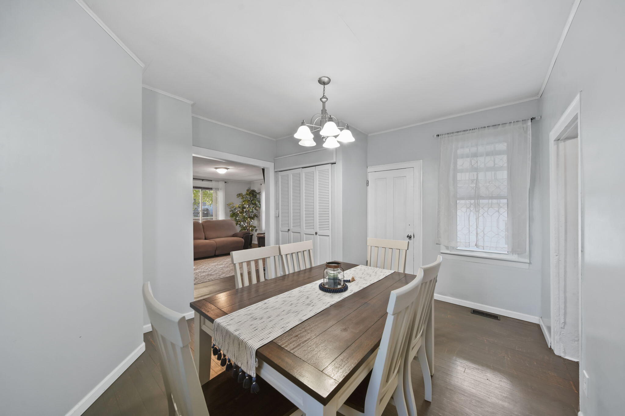 136 E Chestnut Street E Adrian City MI 49221