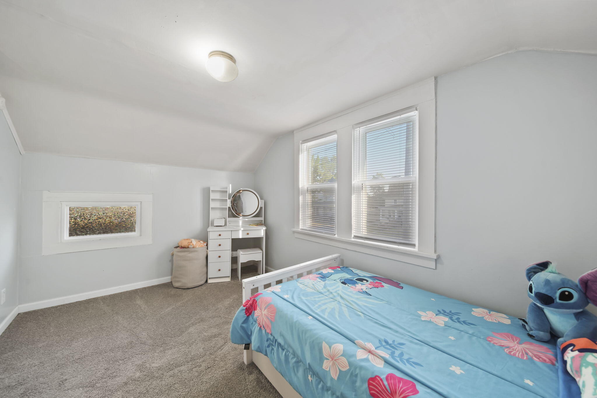 136 E Chestnut Street E Adrian City MI 49221