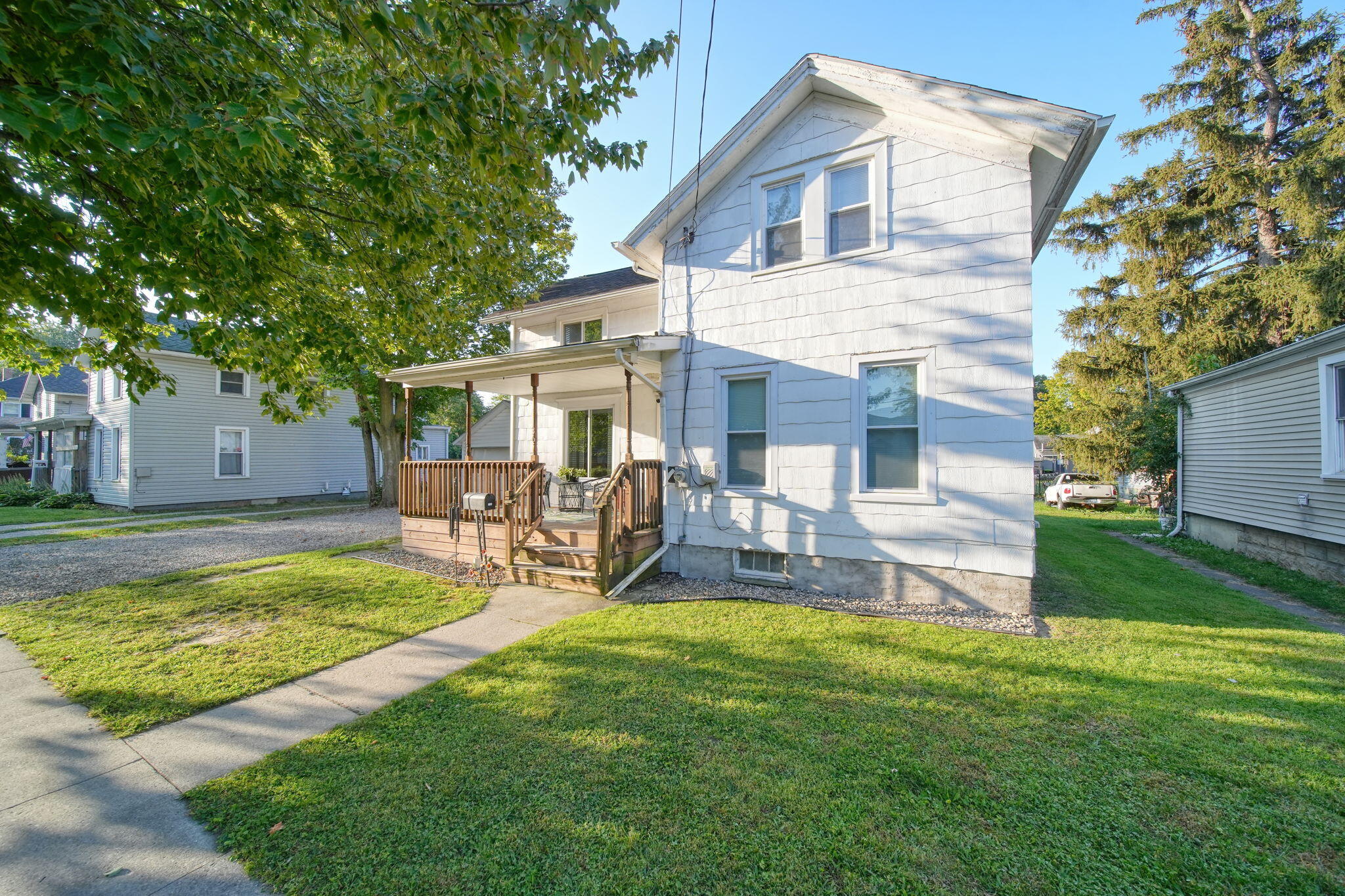 136 E Chestnut Street E Adrian City MI 49221