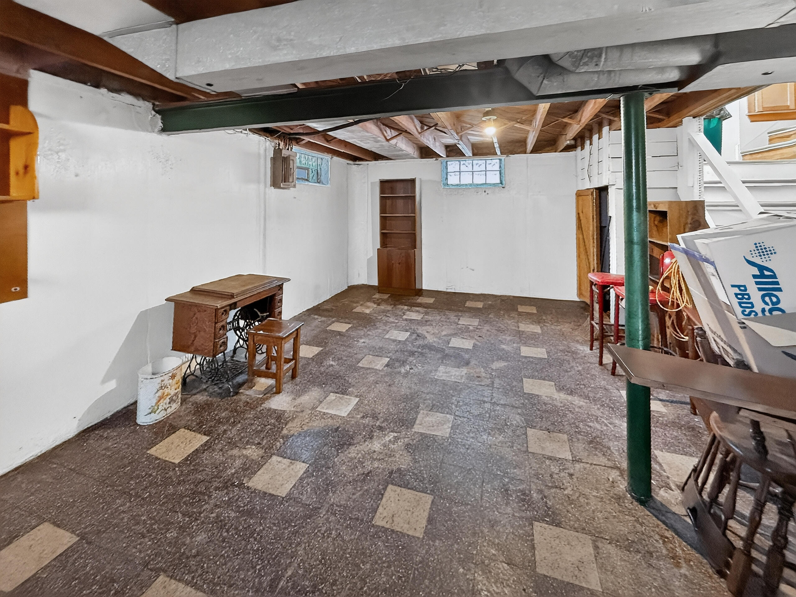 9949 Sterling Avenue Allen Park City MI 48101