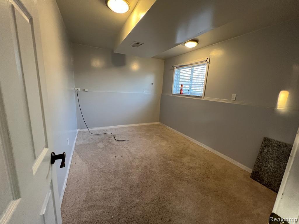 32291 Ryan Road Warren City MI 48092