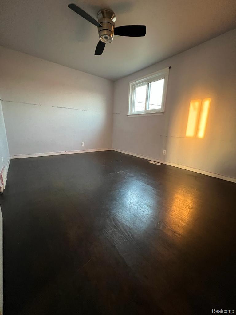 32291 Ryan Road Warren City MI 48092