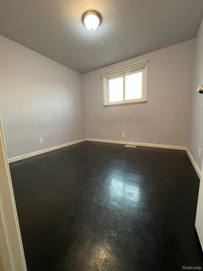 32291 Ryan Road Warren City MI 48092