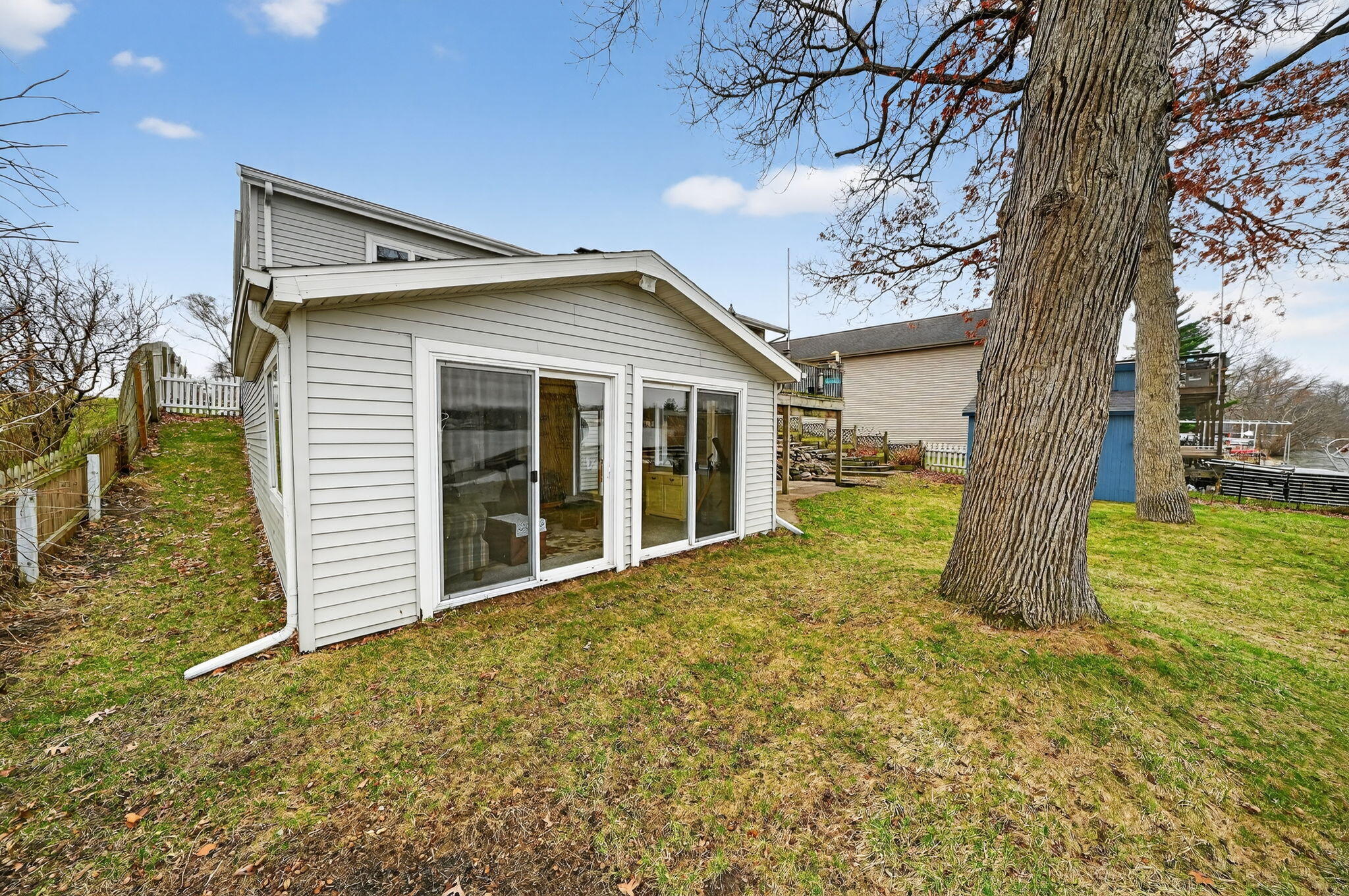 20008 M 60 Park Township MI 49093