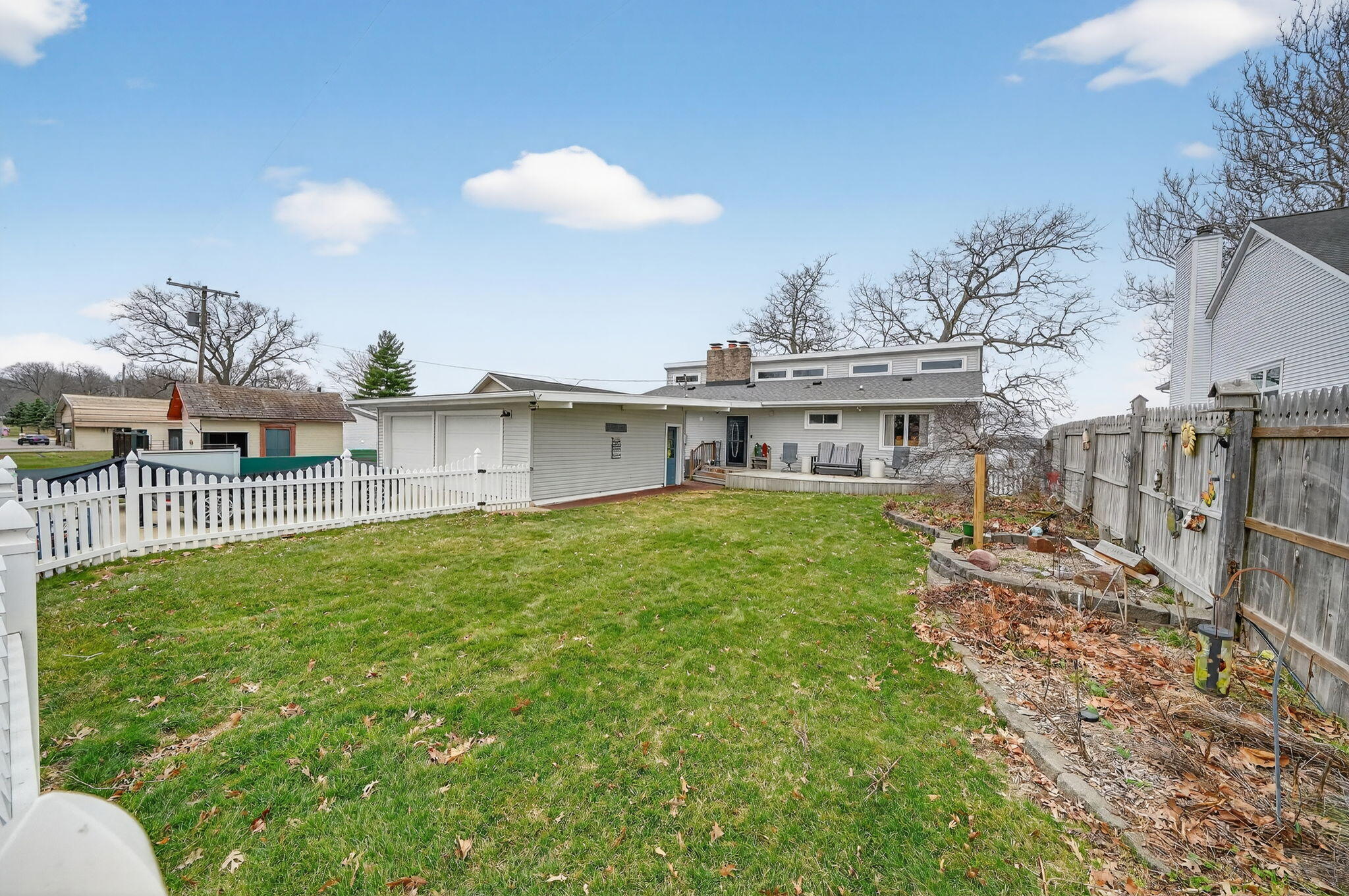 20008 M 60 Park Township MI 49093