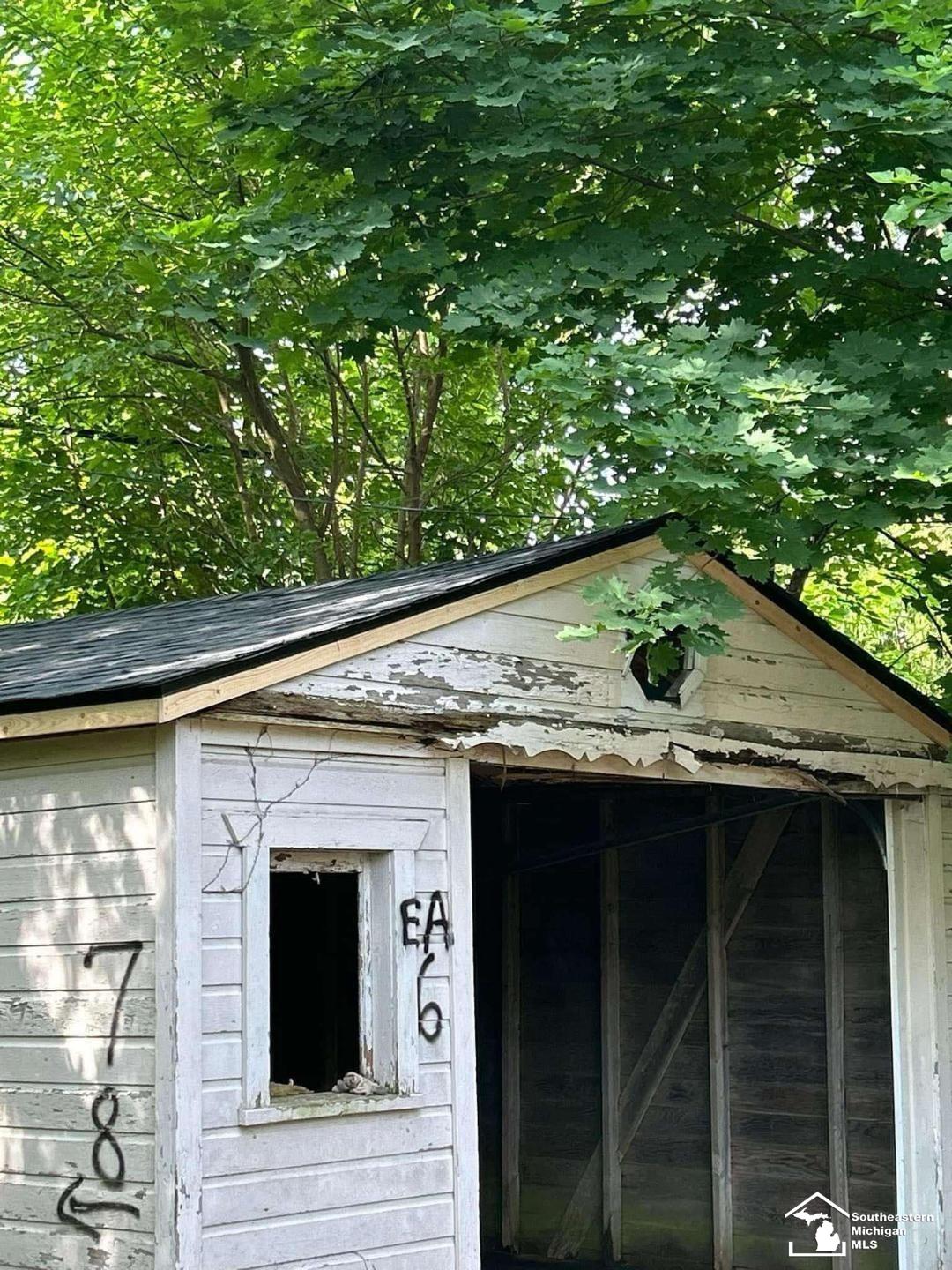 15016 Troester Street Detroit City MI 48205