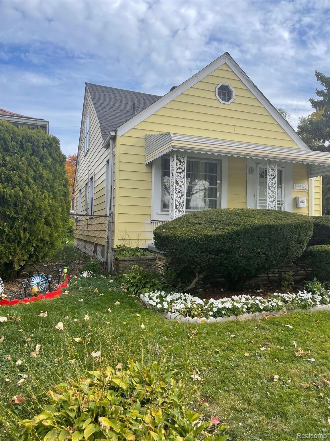 18660 Charest Street Detroit City MI 48234