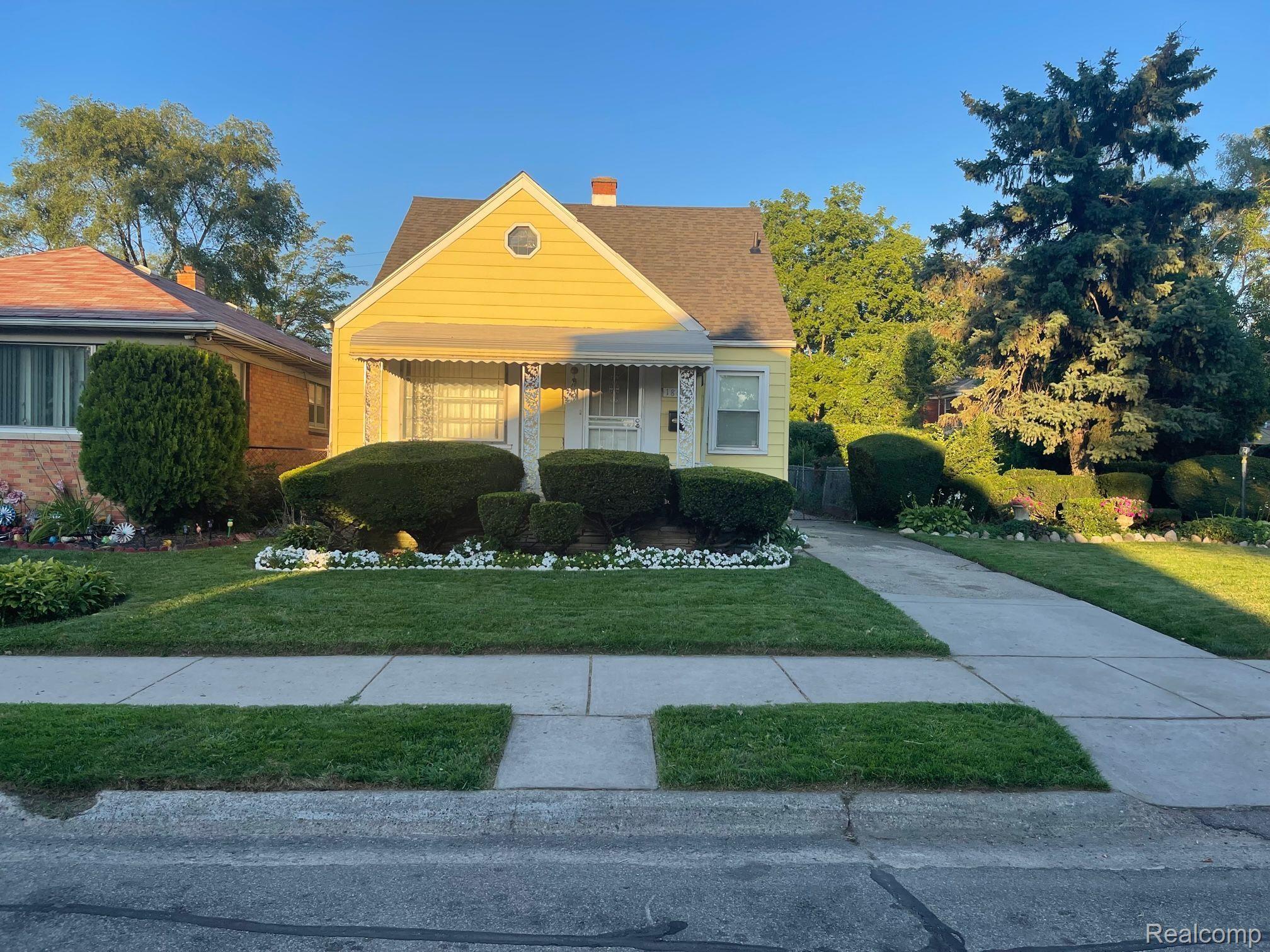 18660 Charest Street Detroit City MI 48234