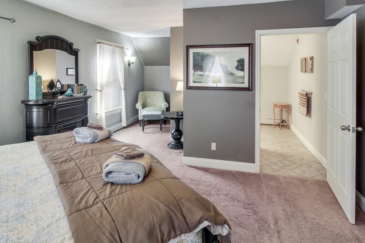 149 E Harbor Highway Cleveland Township MI 49664
