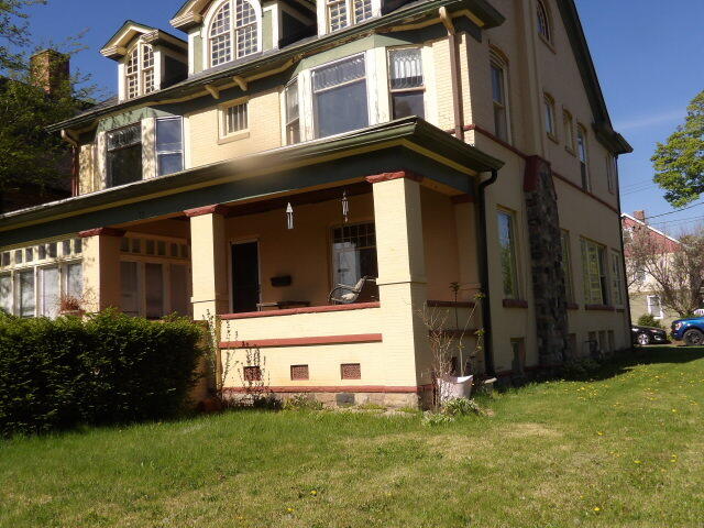 31 Orchard Place Battle Creek City MI 49017