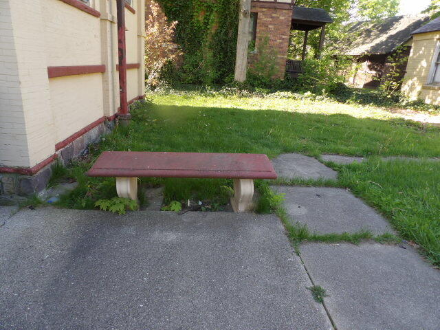 31 Orchard Place Battle Creek City MI 49017