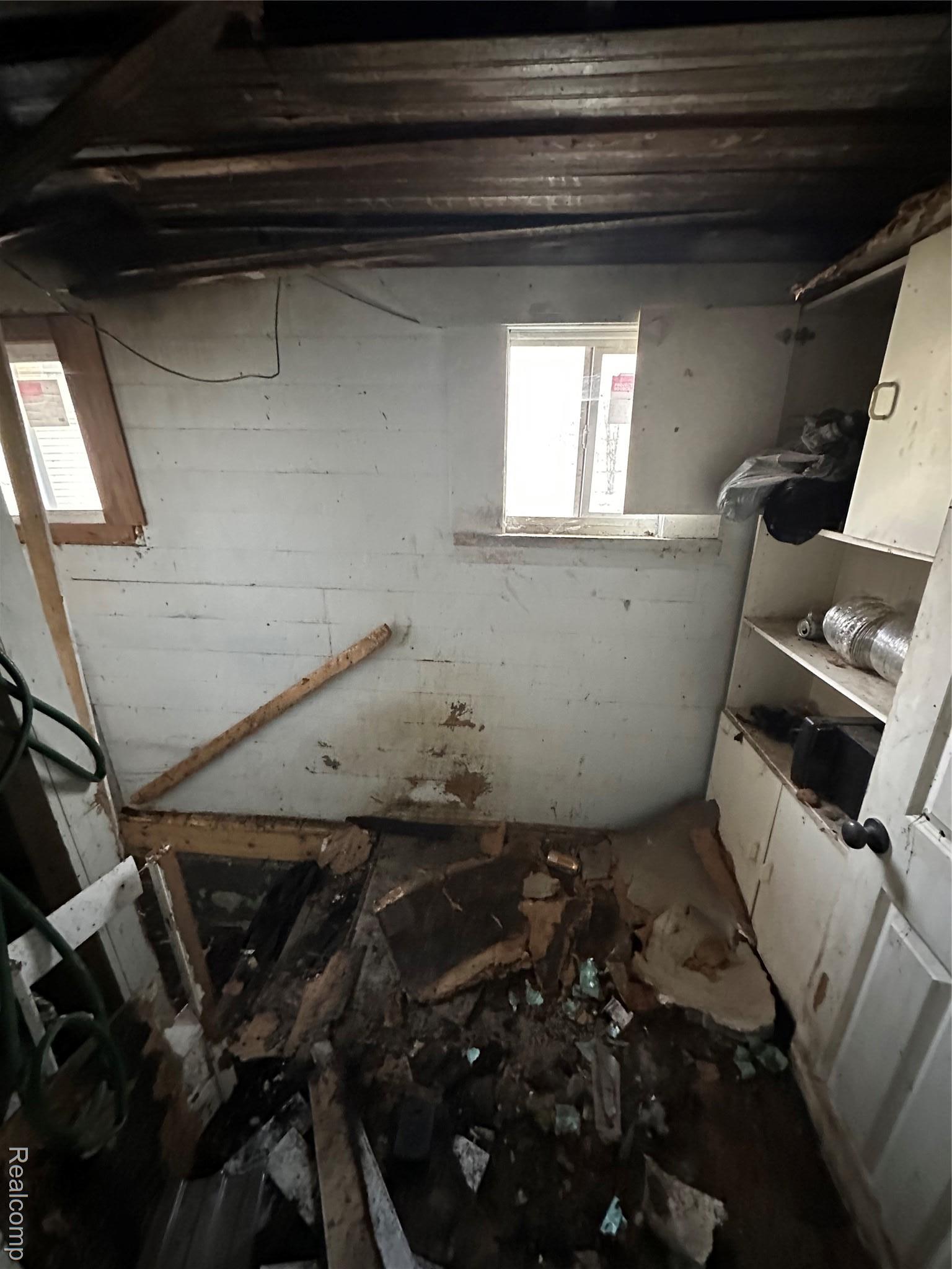 717 Bristol Street Adrian City MI 49221