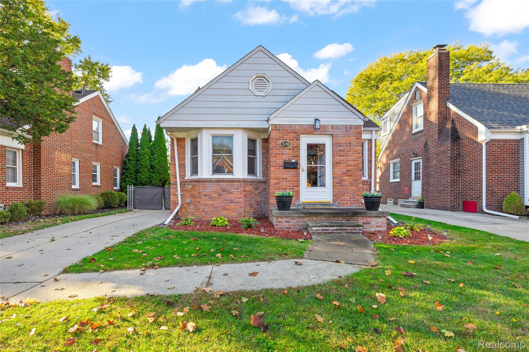 15099 Regina Avenue Allen Park City MI 48101