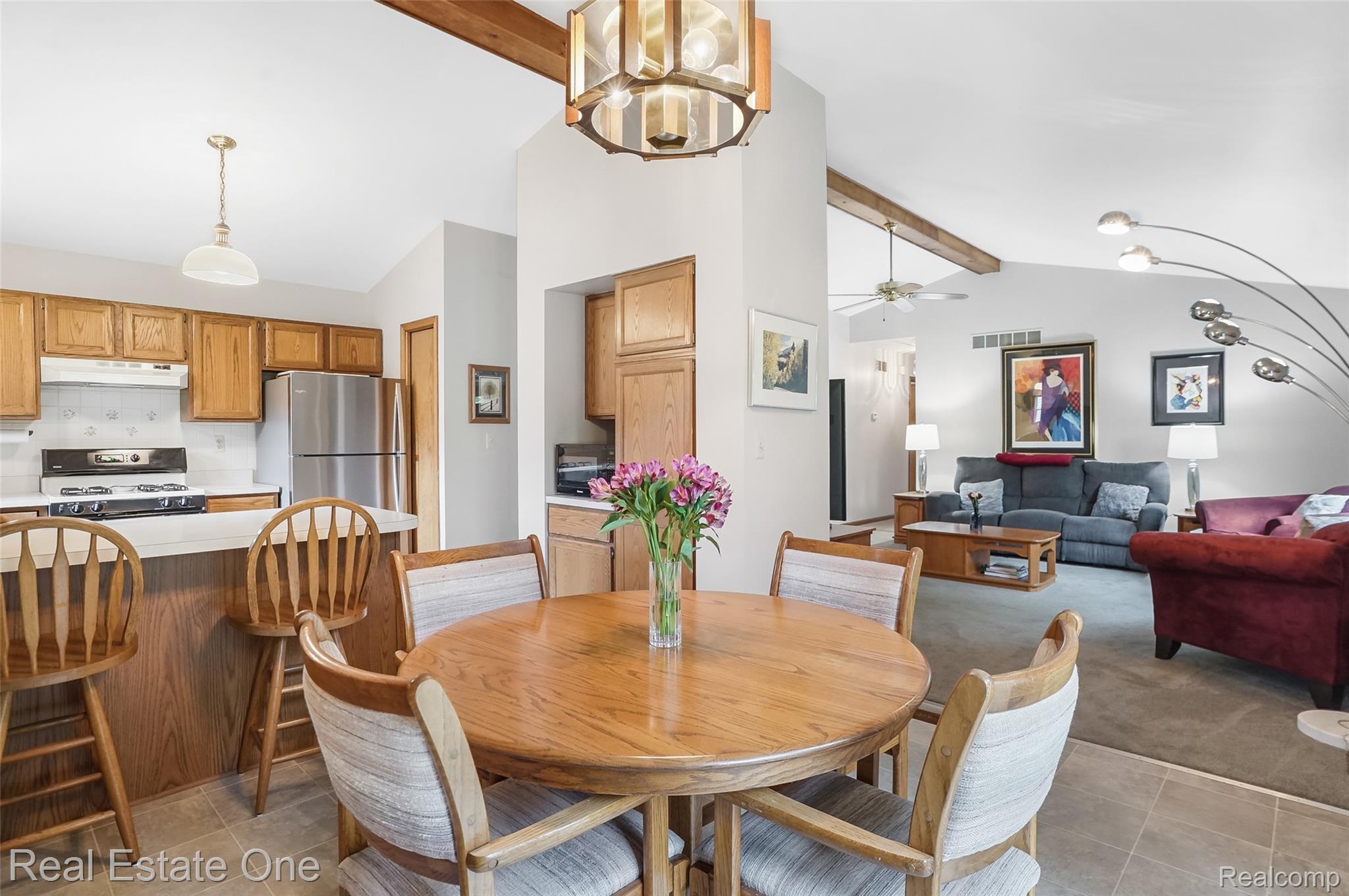 59652 Sunridge Drive Lyon Charter Township MI 48165