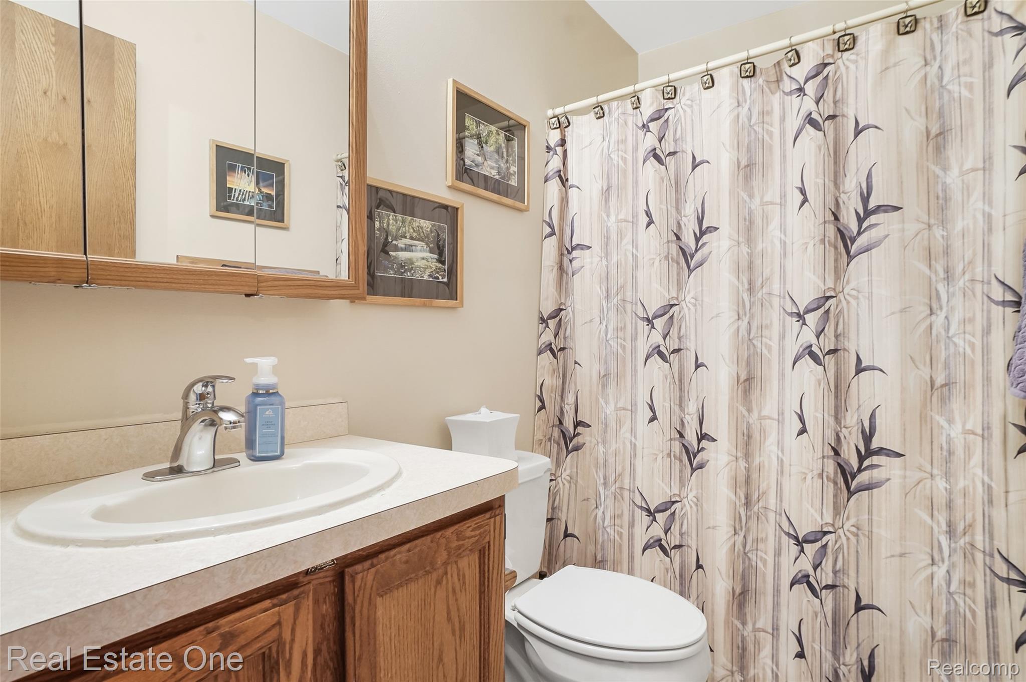 59652 Sunridge Drive Lyon Charter Township MI 48165