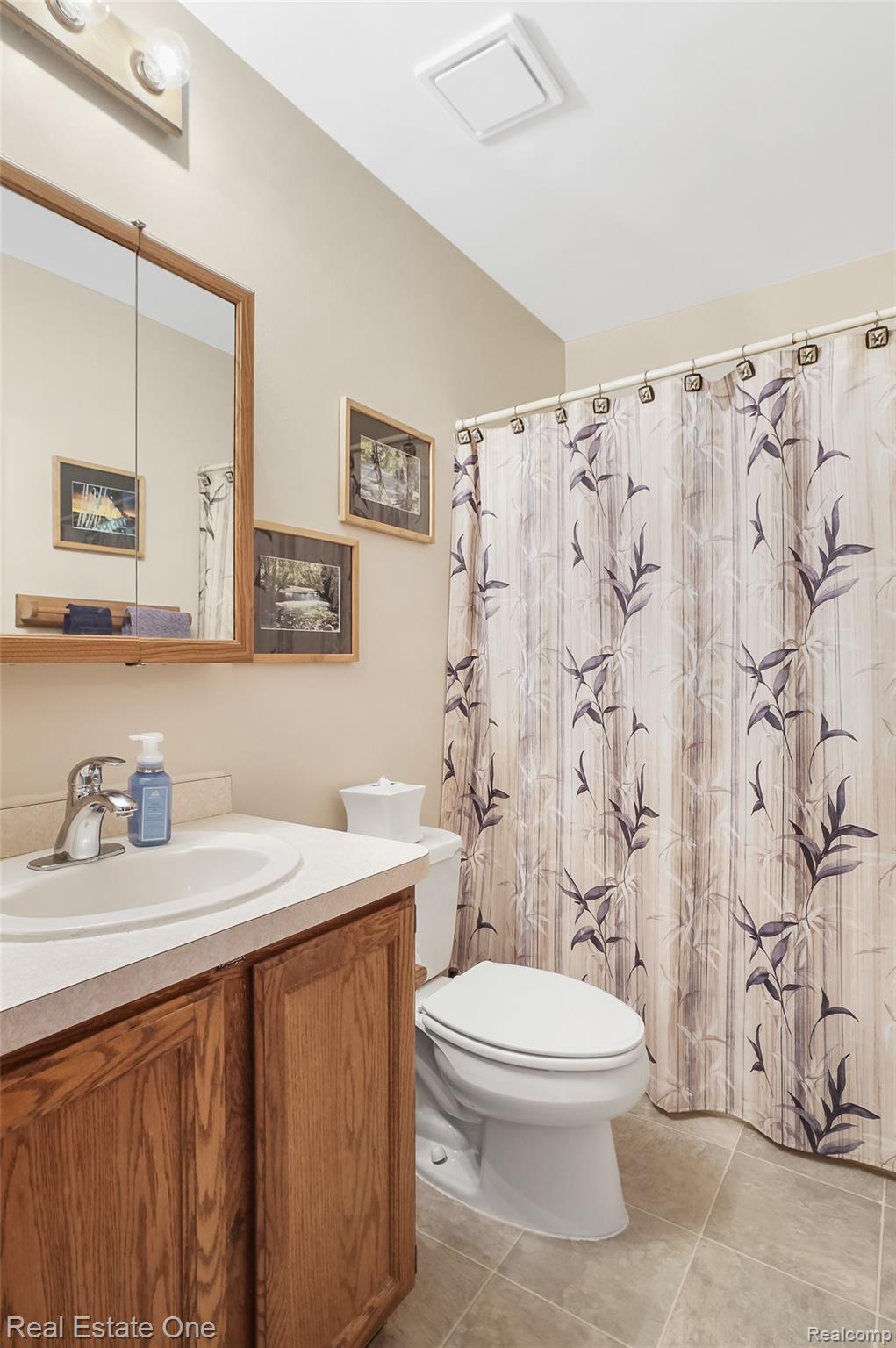 59652 Sunridge Drive Lyon Charter Township MI 48165