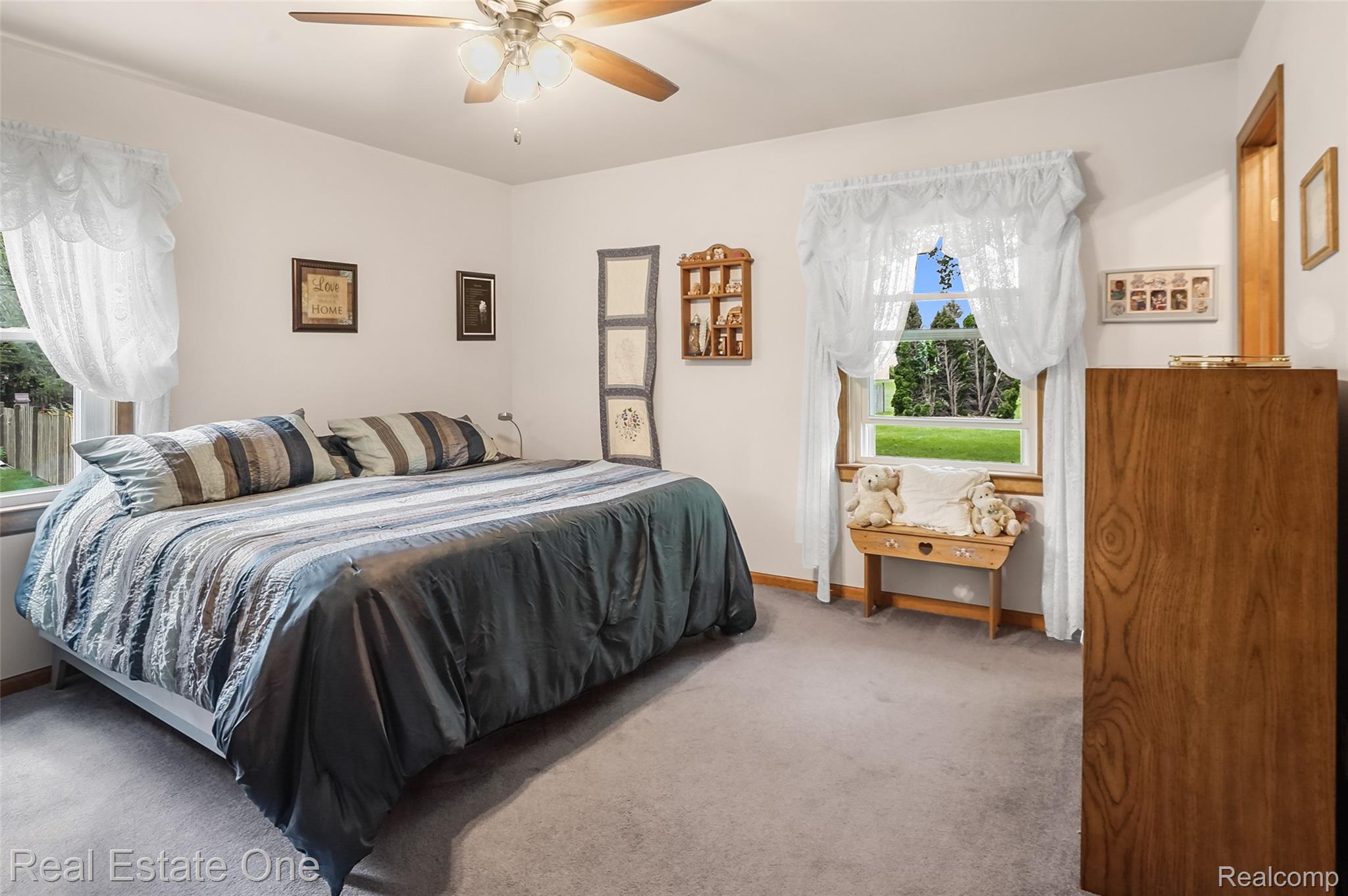 59652 Sunridge Drive Lyon Charter Township MI 48165
