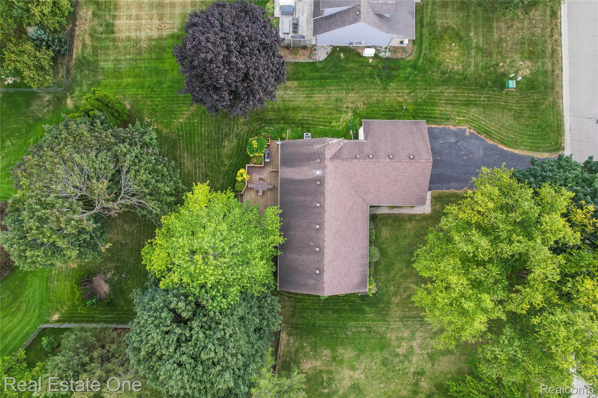 59652 Sunridge Drive Lyon Charter Township MI 48165