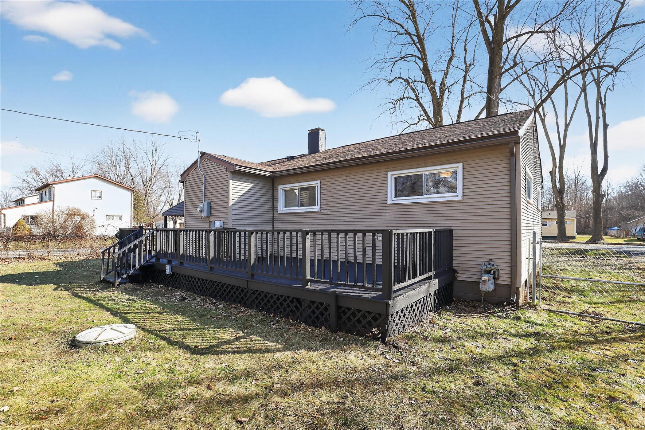 22002 Fenster Street Sumpter Township MI 48111