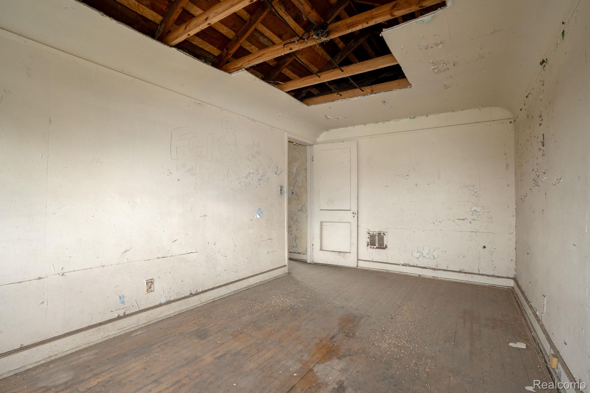 19135 Teppert Street Detroit City MI 48234