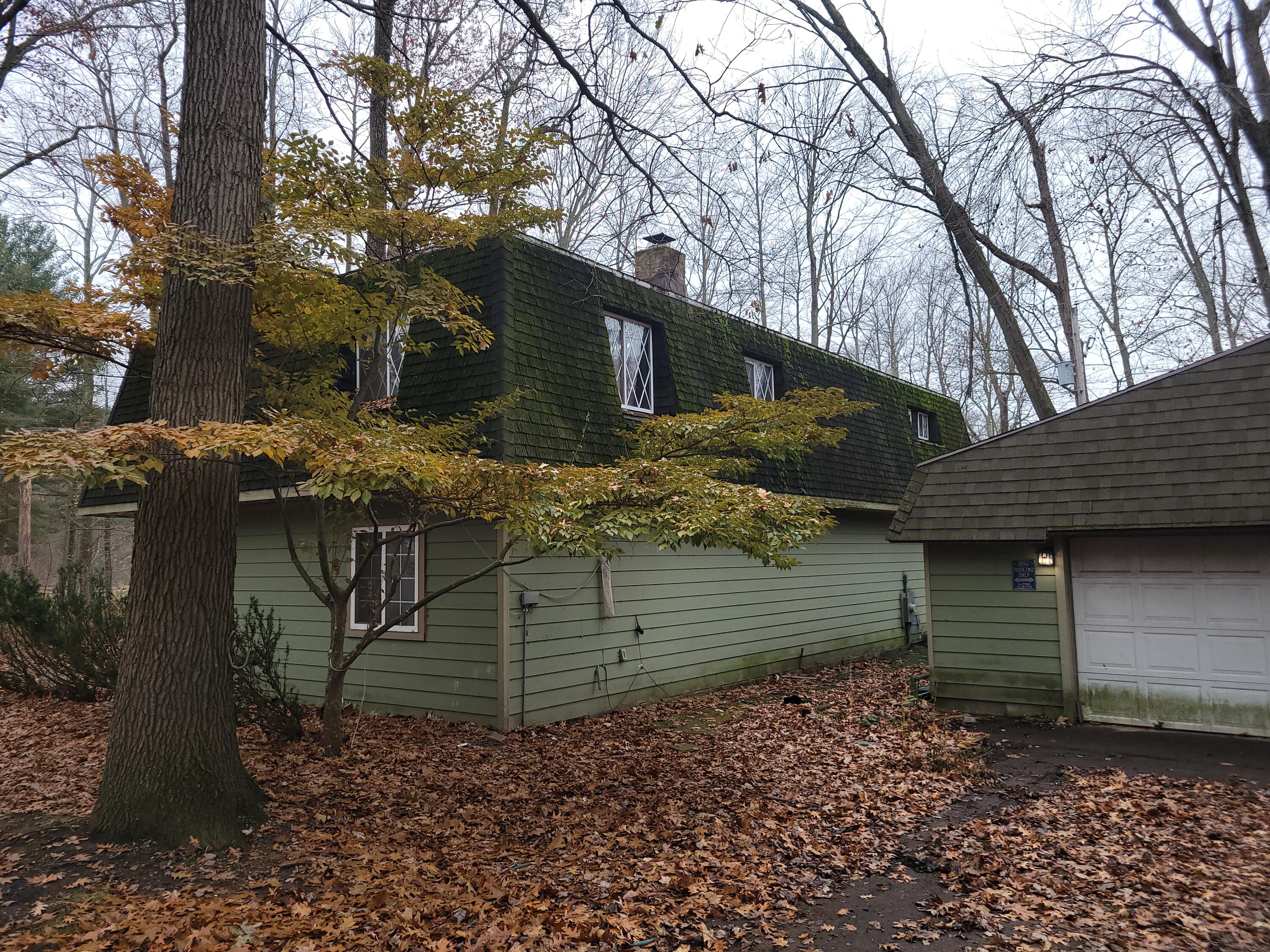 952 54th Street Lee Township MI 49450