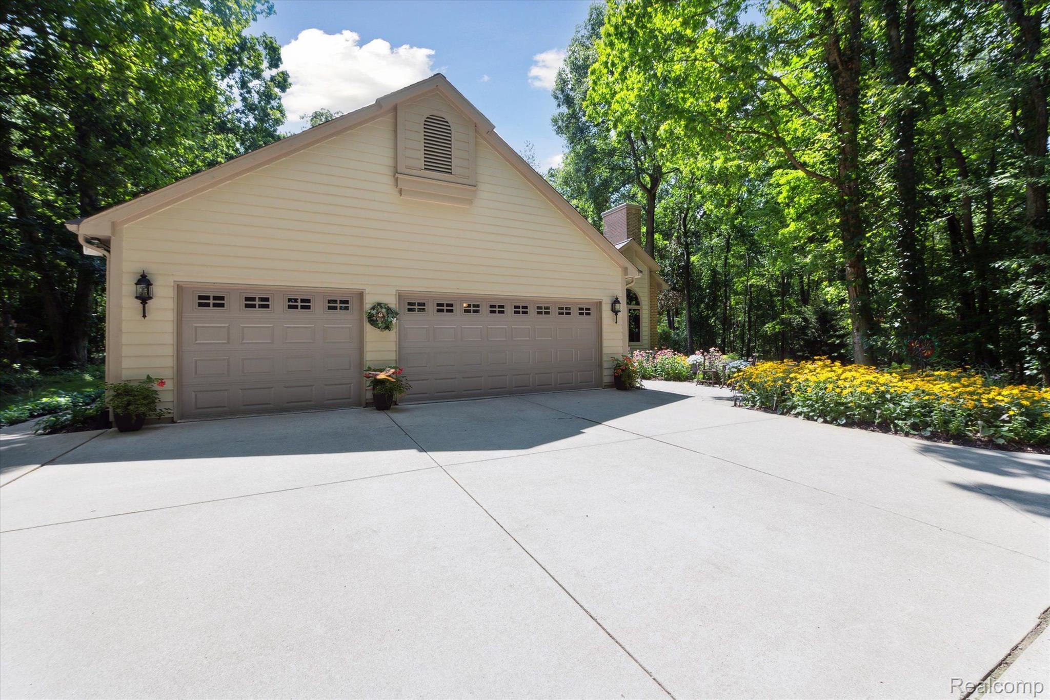 12166 Andresen Drive Green Oak Township MI 48178