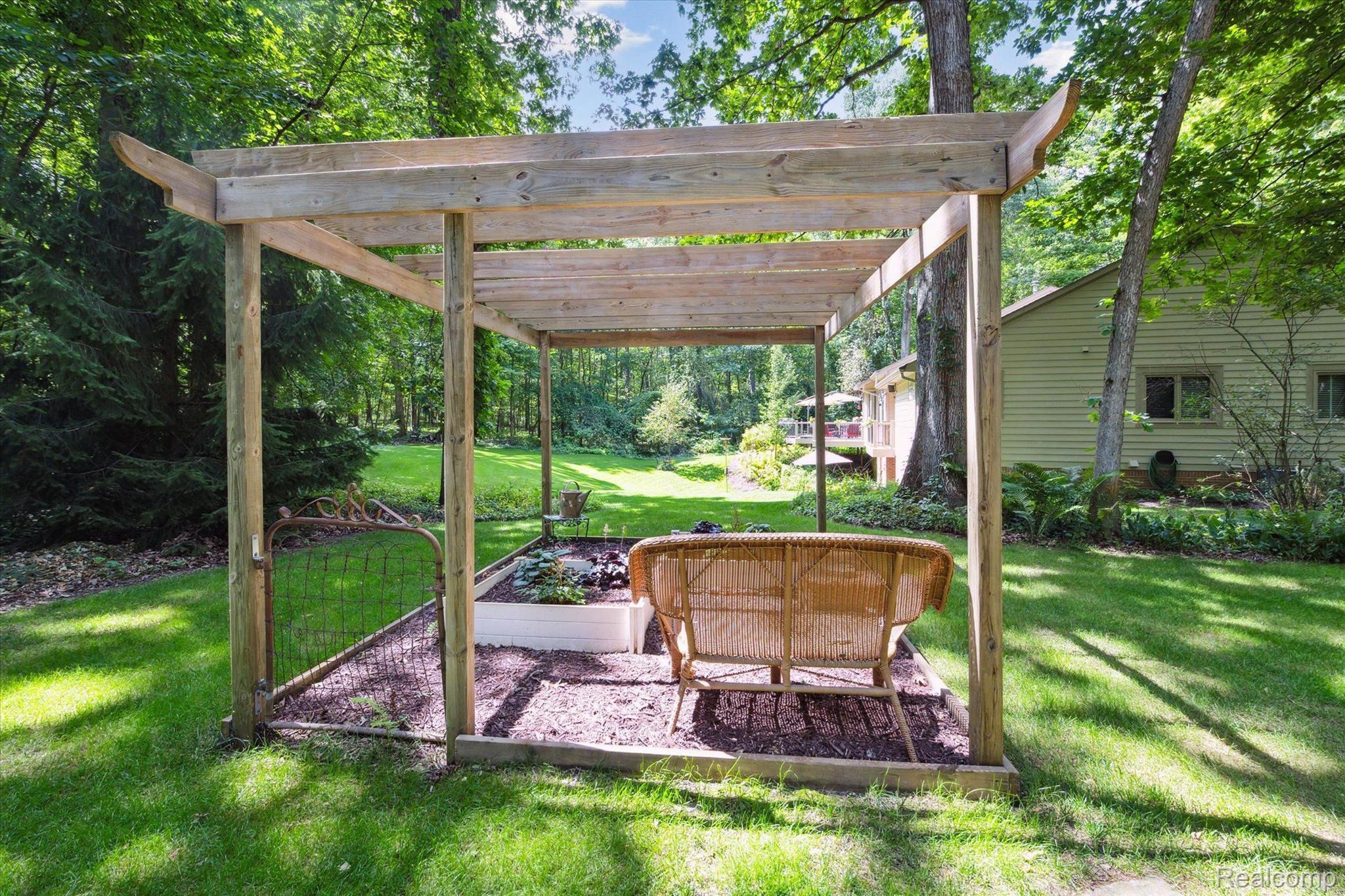 12166 Andresen Drive Green Oak Township MI 48178