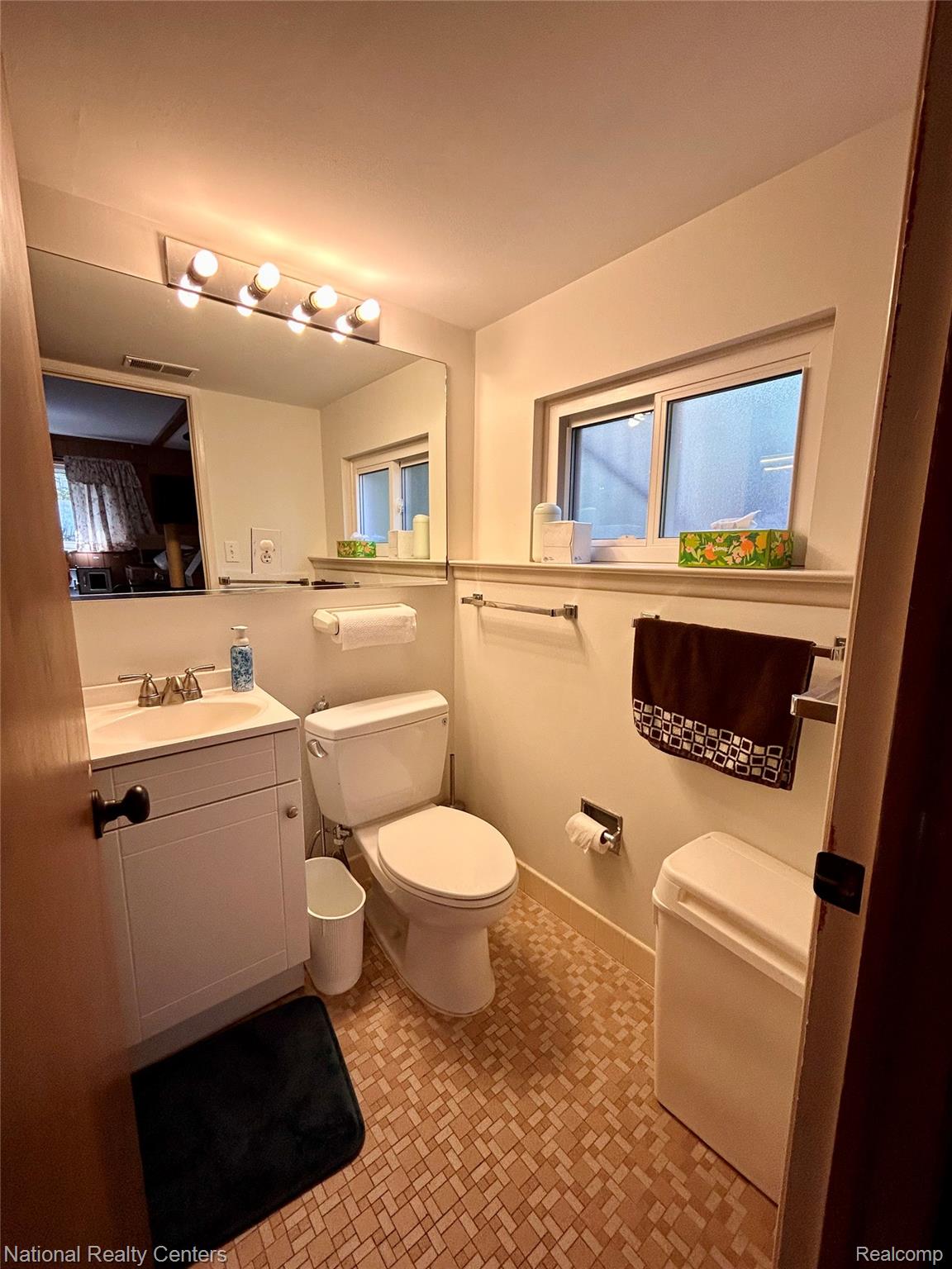 2182 Yorktown Drive Ann Arbor City MI 48105