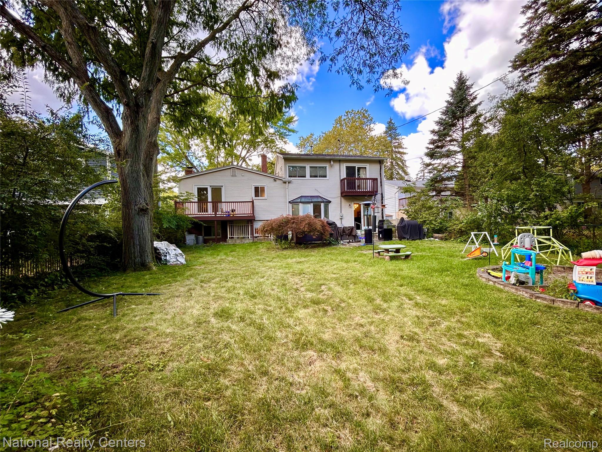 2182 Yorktown Drive Ann Arbor City MI 48105