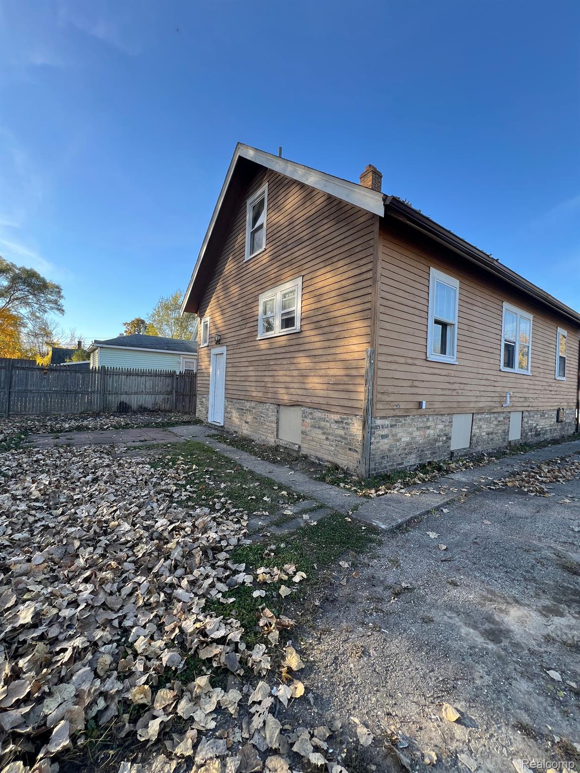 1517 Stanley Street Saginaw City MI 48602