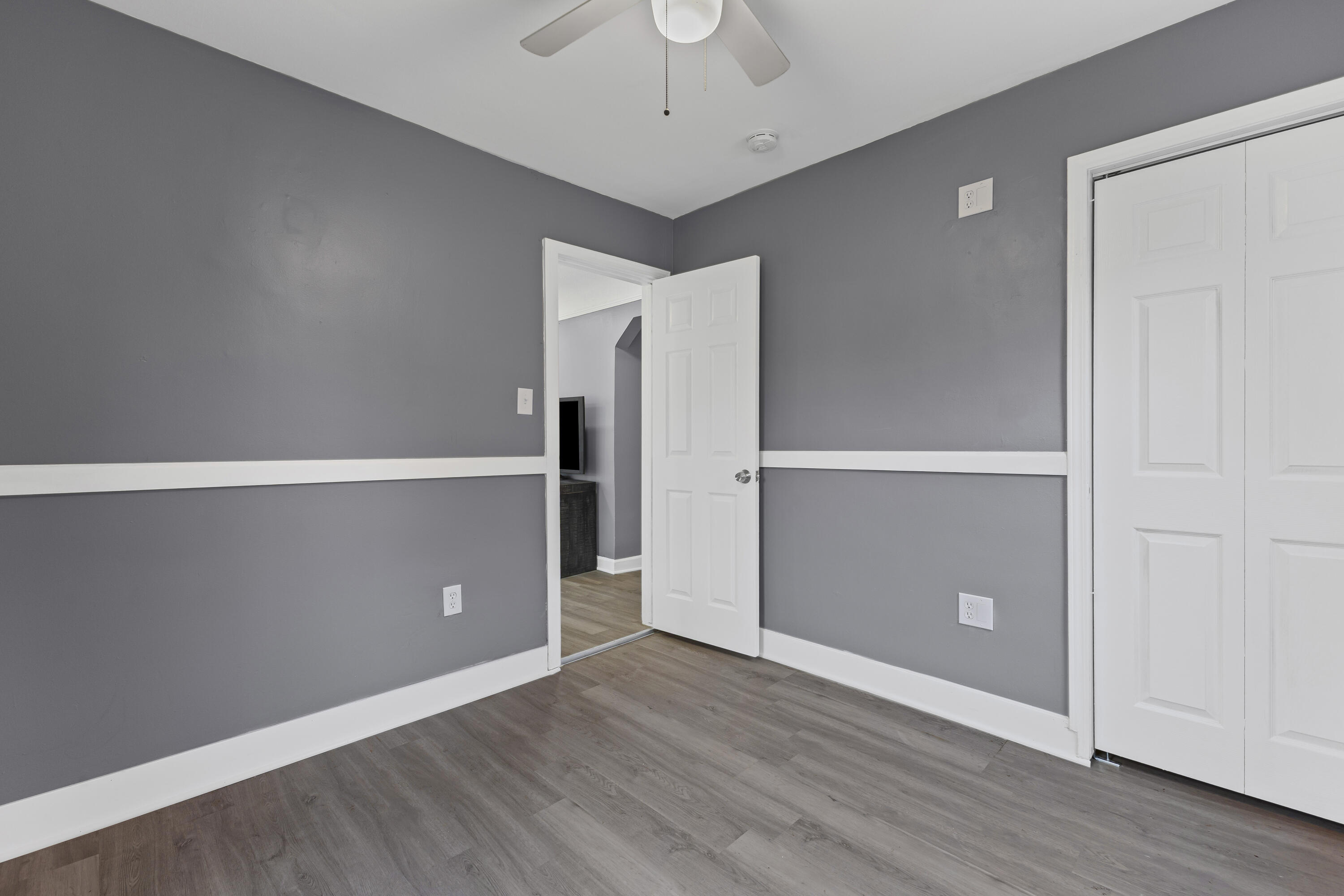 24339 Eton Avenue Dearborn Heights City MI 48125