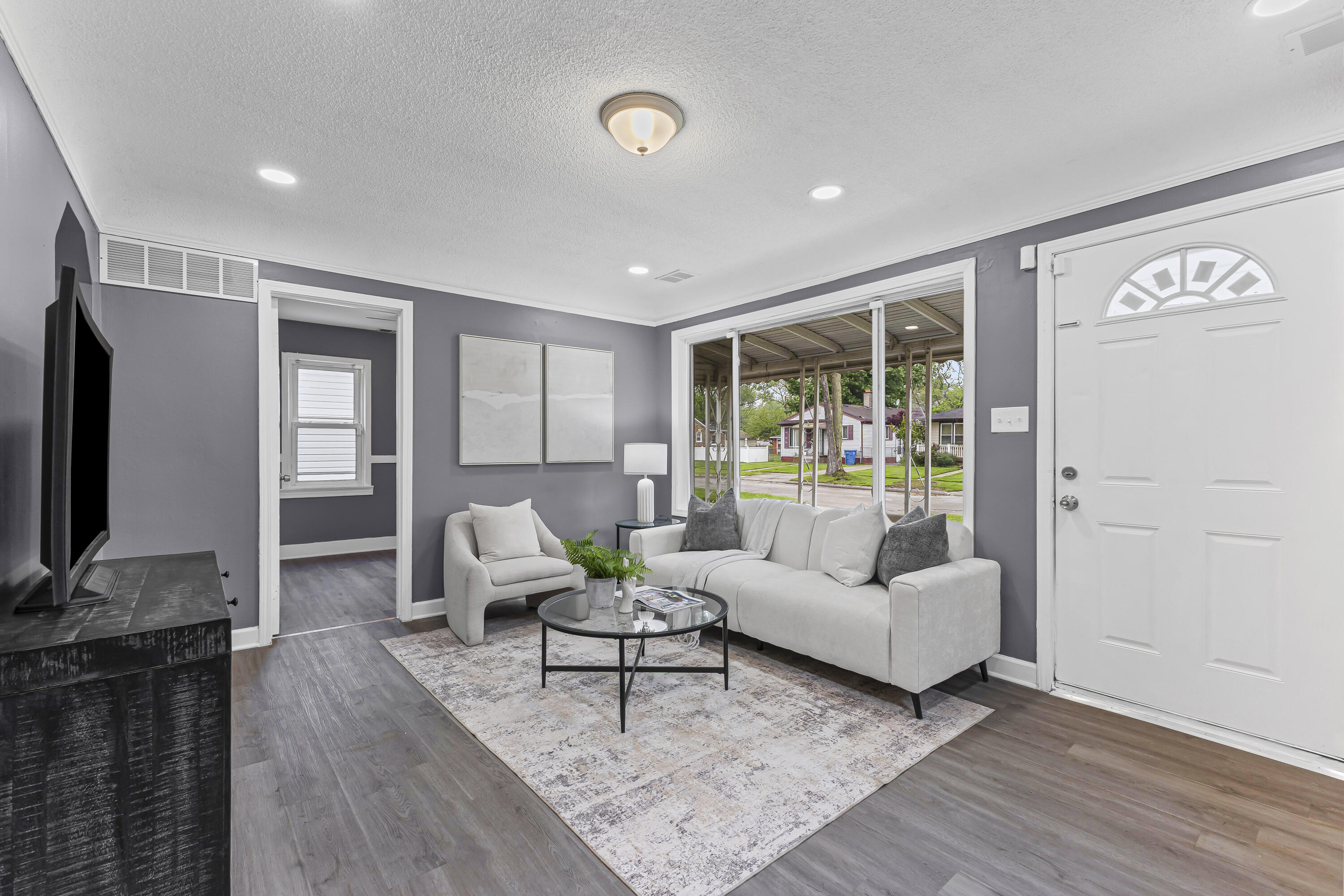 24339 Eton Avenue Dearborn Heights City MI 48125