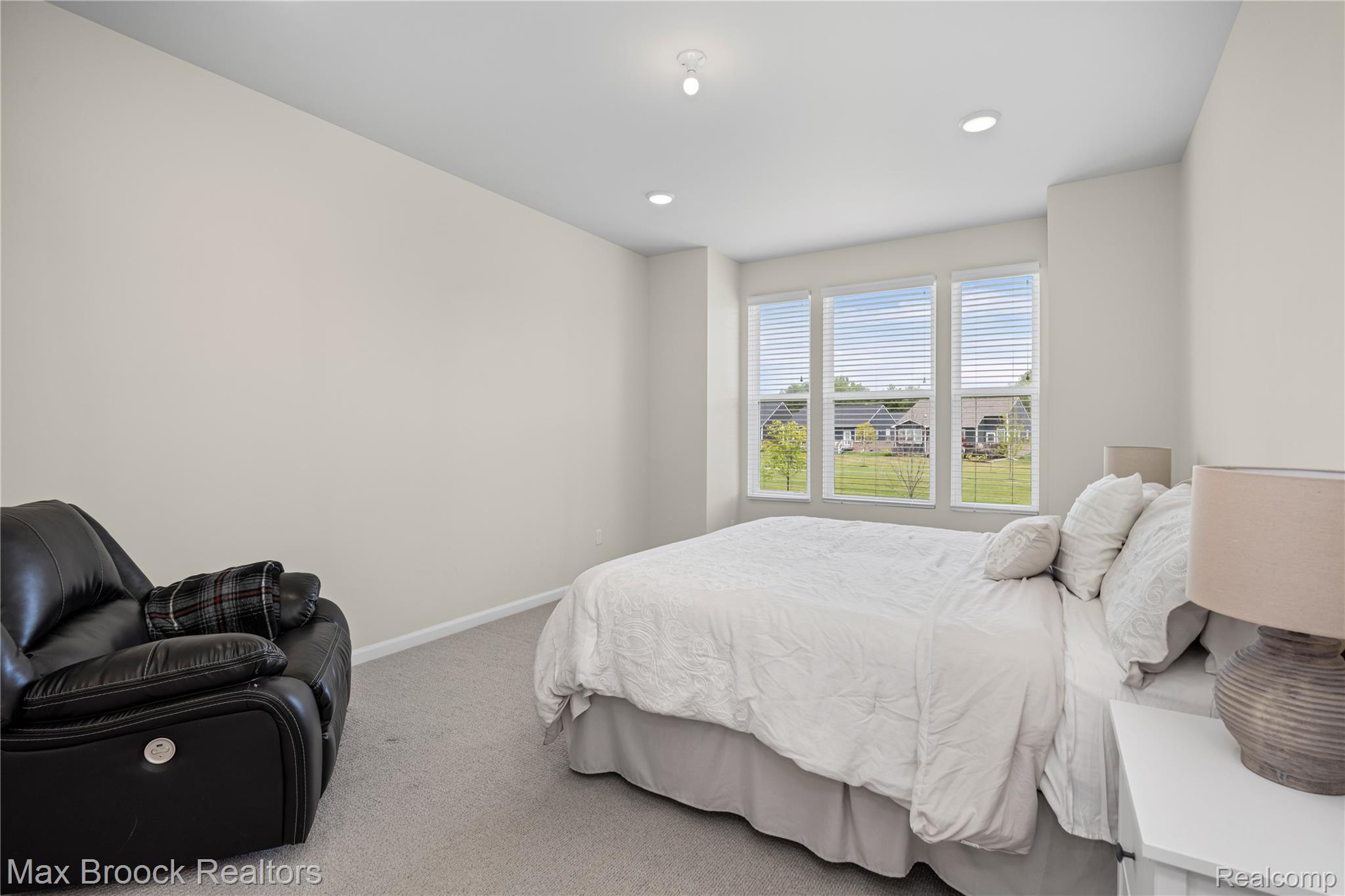 30153 Turtle Creek Circle Lyon Charter Township MI 48165