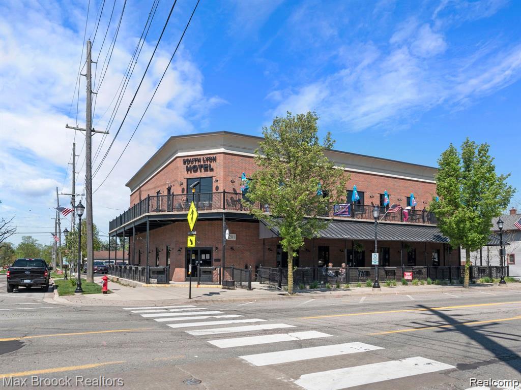 30153 Turtle Creek Circle Lyon Charter Township MI 48165