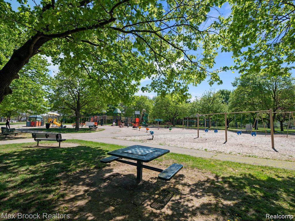 30153 Turtle Creek Circle Lyon Charter Township MI 48165