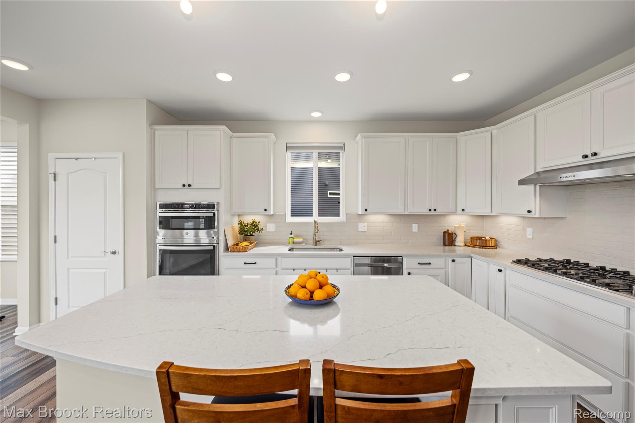 30153 Turtle Creek Circle Lyon Charter Township MI 48165