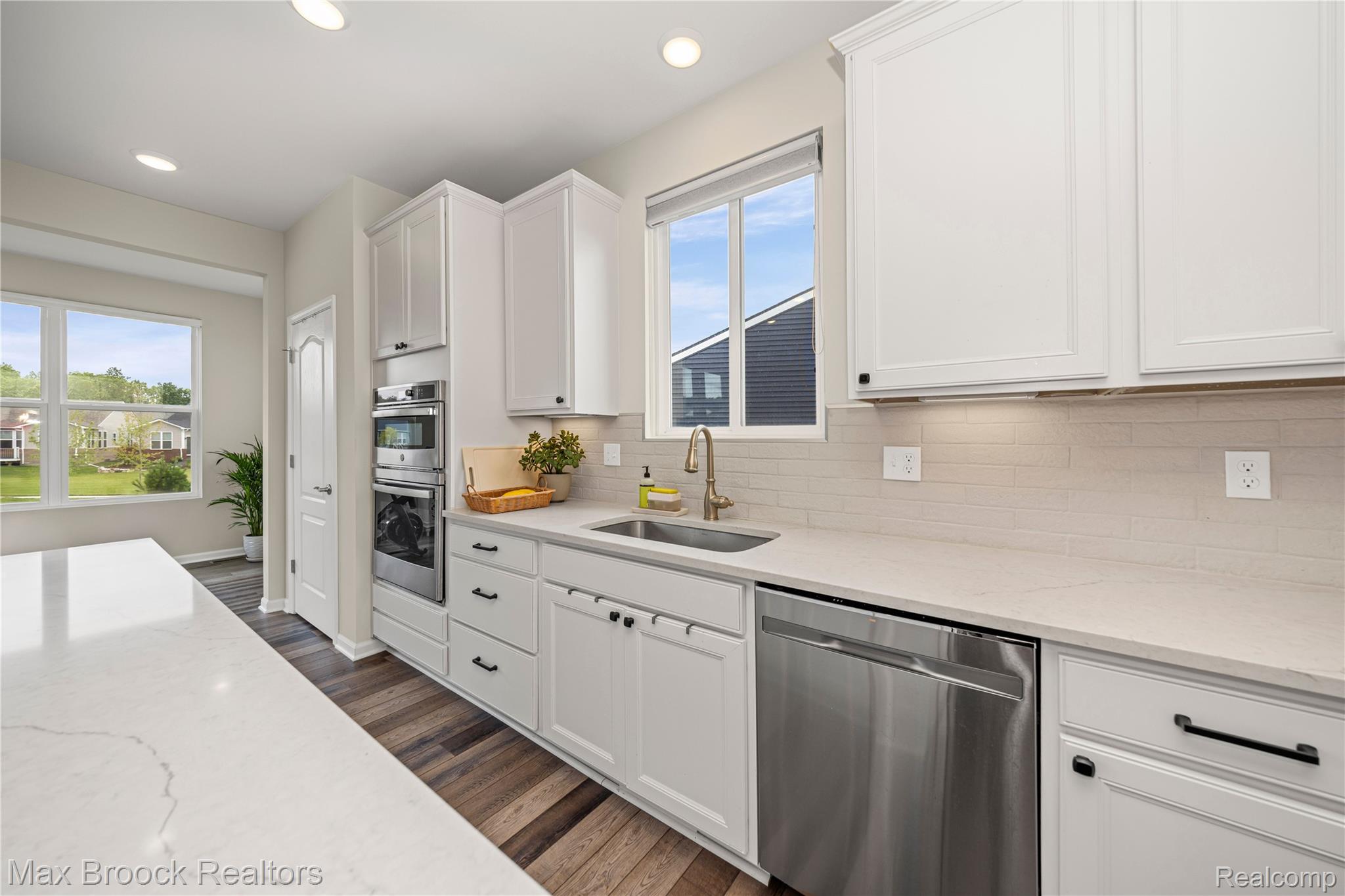 30153 Turtle Creek Circle Lyon Charter Township MI 48165