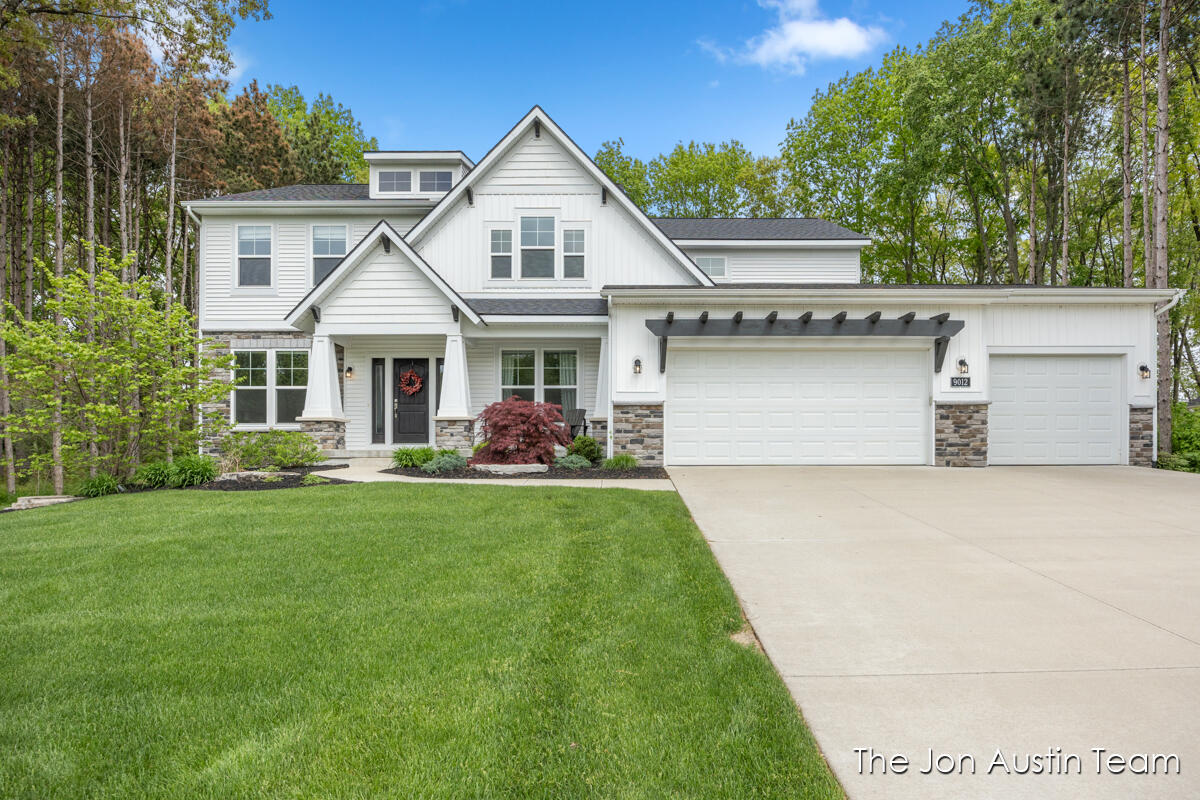 9012 N Wolven Ridge Court Algoma Township MI 49341