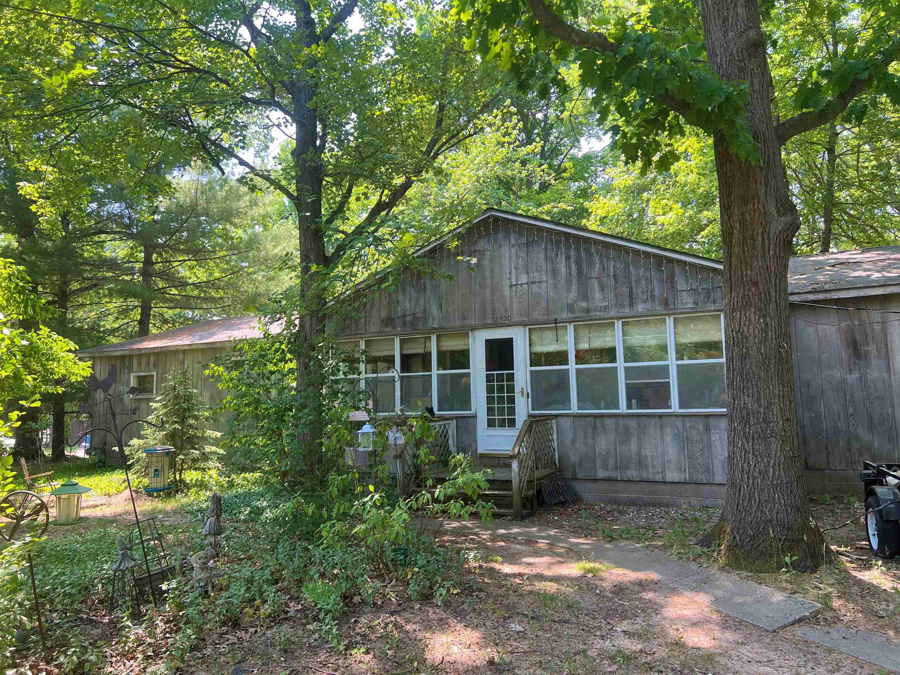 2520 Artist Avenue Green Lake Township MI 49643