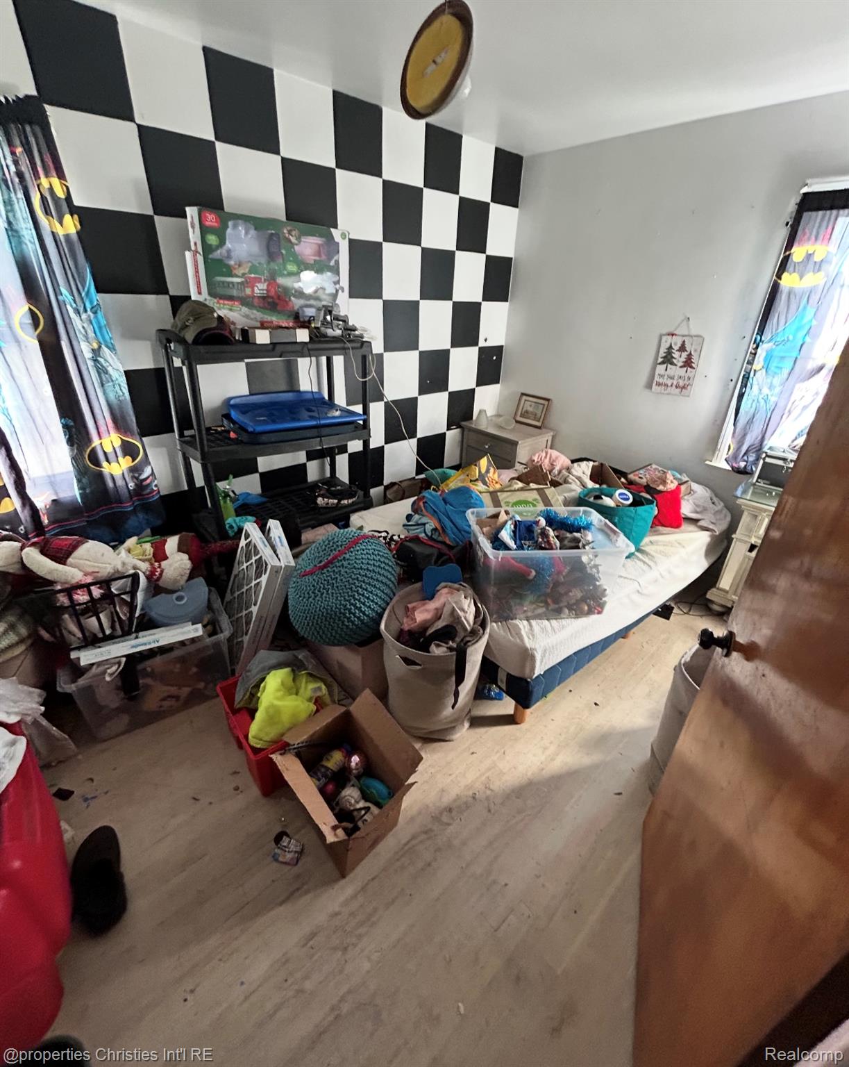 14633 College Avenue Allen Park City MI 48101