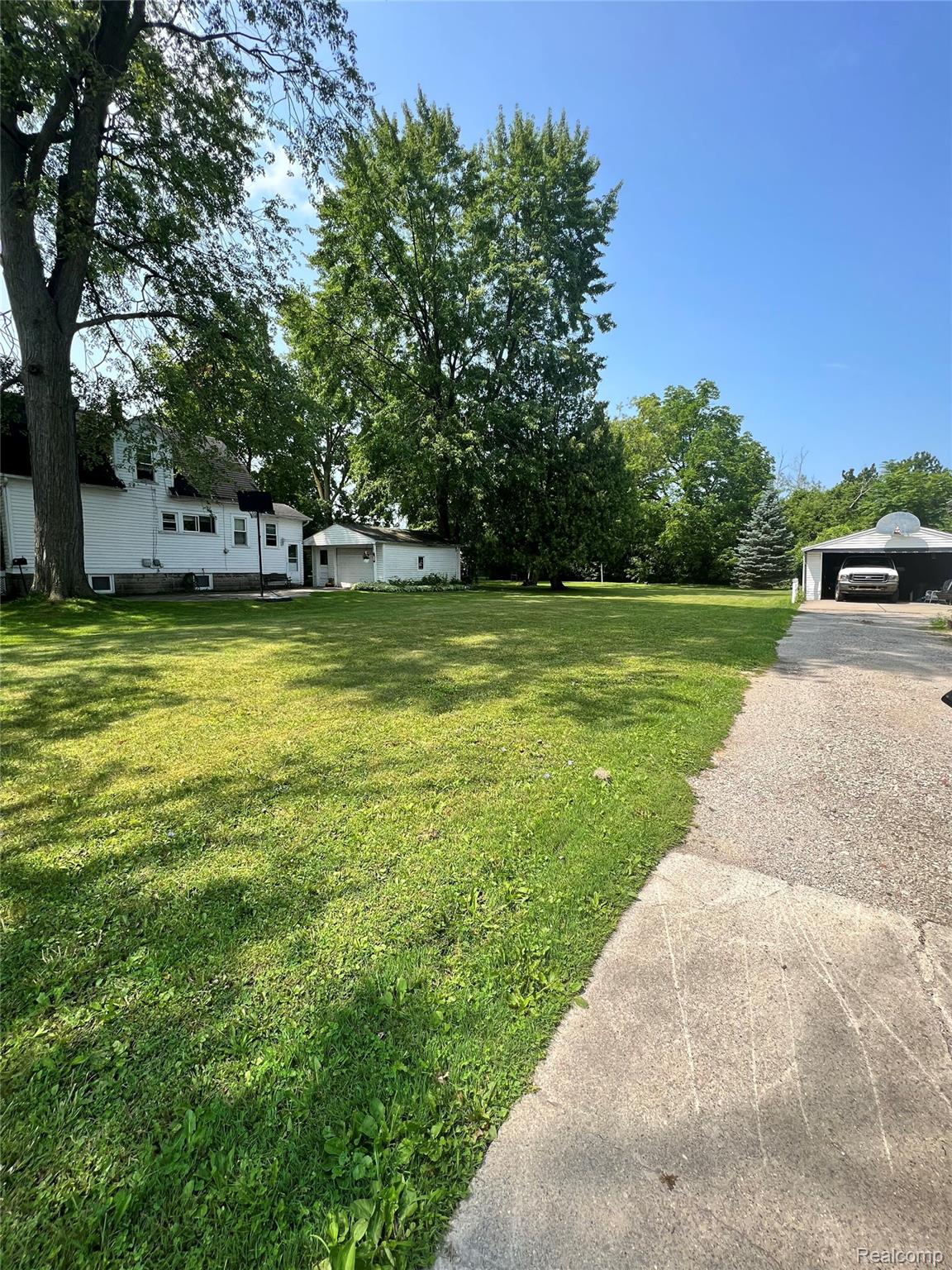 643 Thurman Street Saginaw City MI 48602