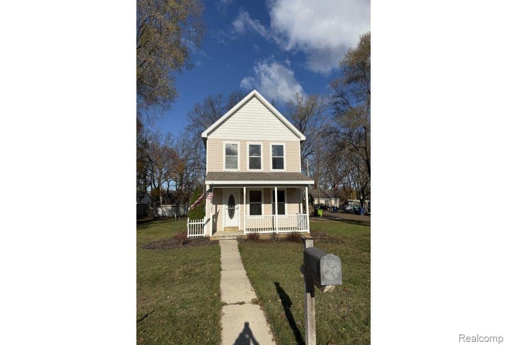 863 Boyd Avenue Traverse City City MI 49686