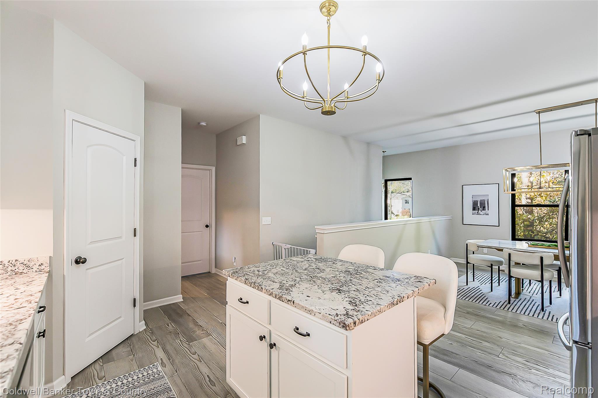 1293 Brighton Lake Road Brighton City MI 48116