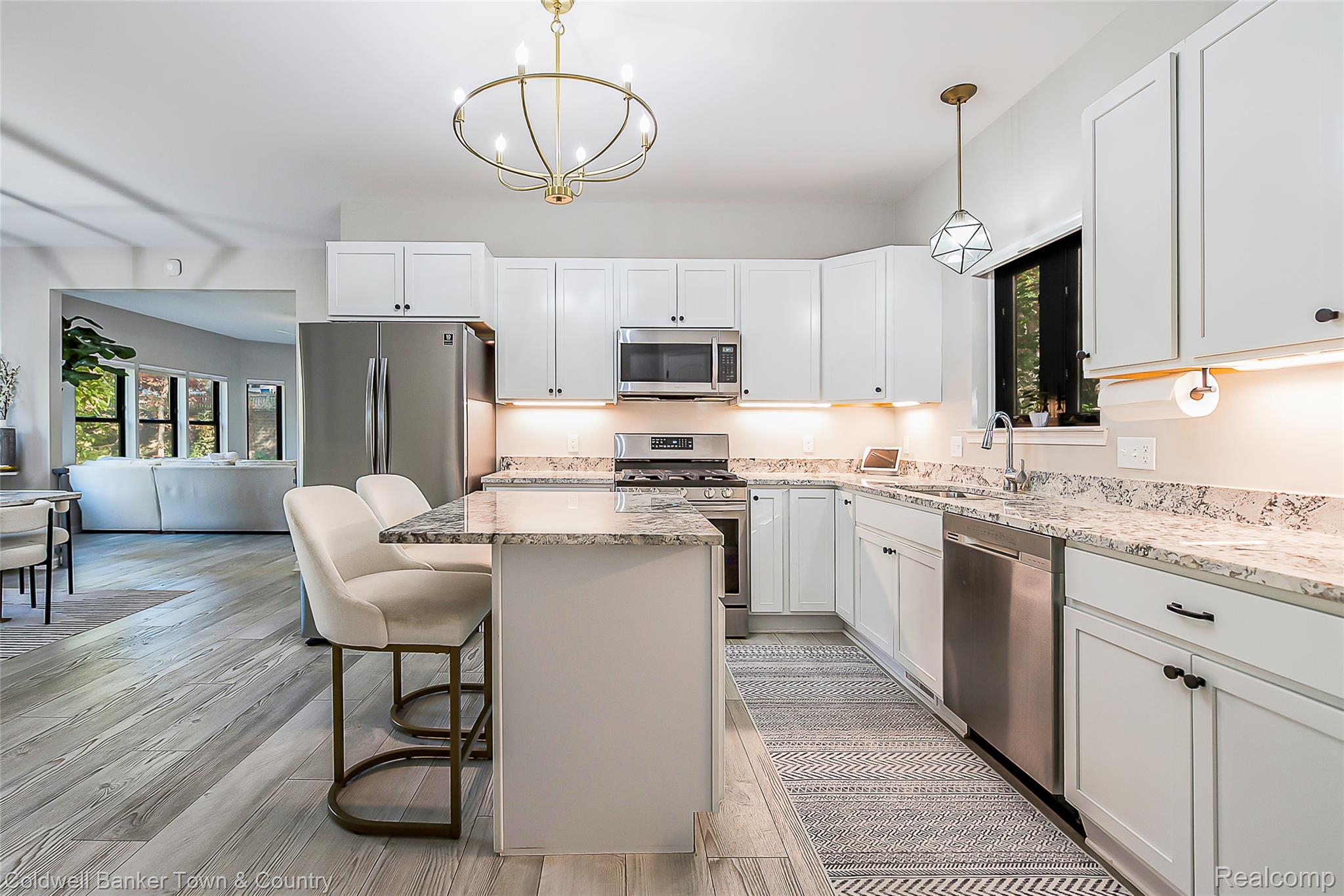 1293 Brighton Lake Road Brighton City MI 48116