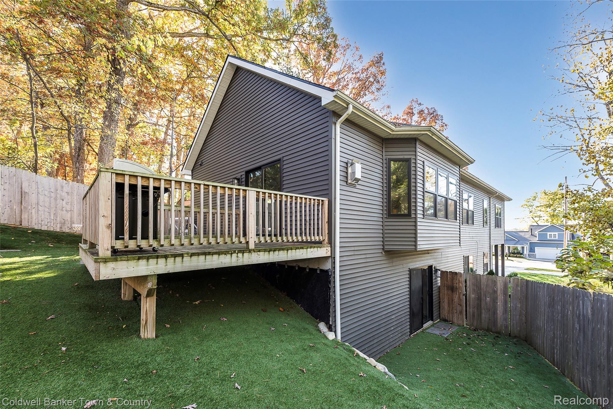 1293 Brighton Lake Road Brighton City MI 48116