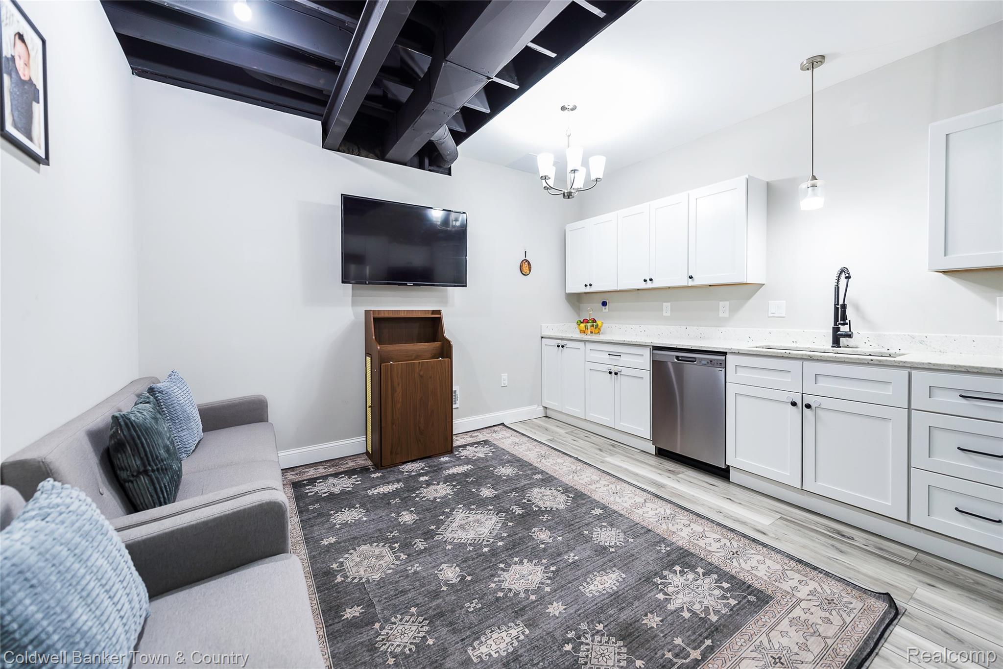 1293 Brighton Lake Road Brighton City MI 48116